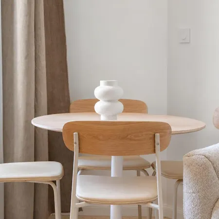 Appartement Carré D Or 2 Pièces Climatisé Proche